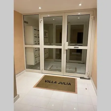 Luxury Studio Monaco Apartment