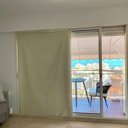 Luxury Studio Monaco Apartment *